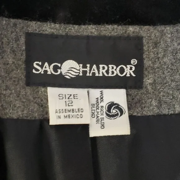 Sag Harbor Blazer - Picture 4 of 7